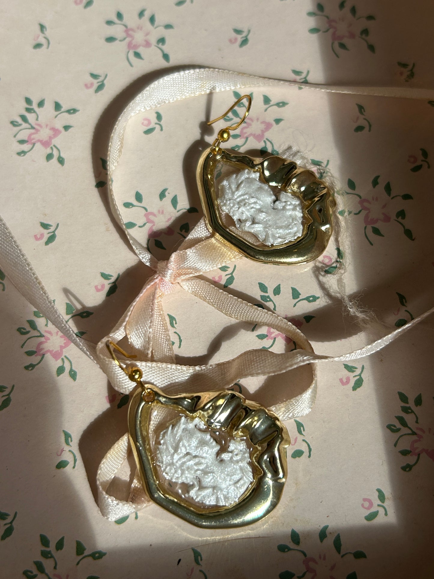 Oyster Cameo Earrings