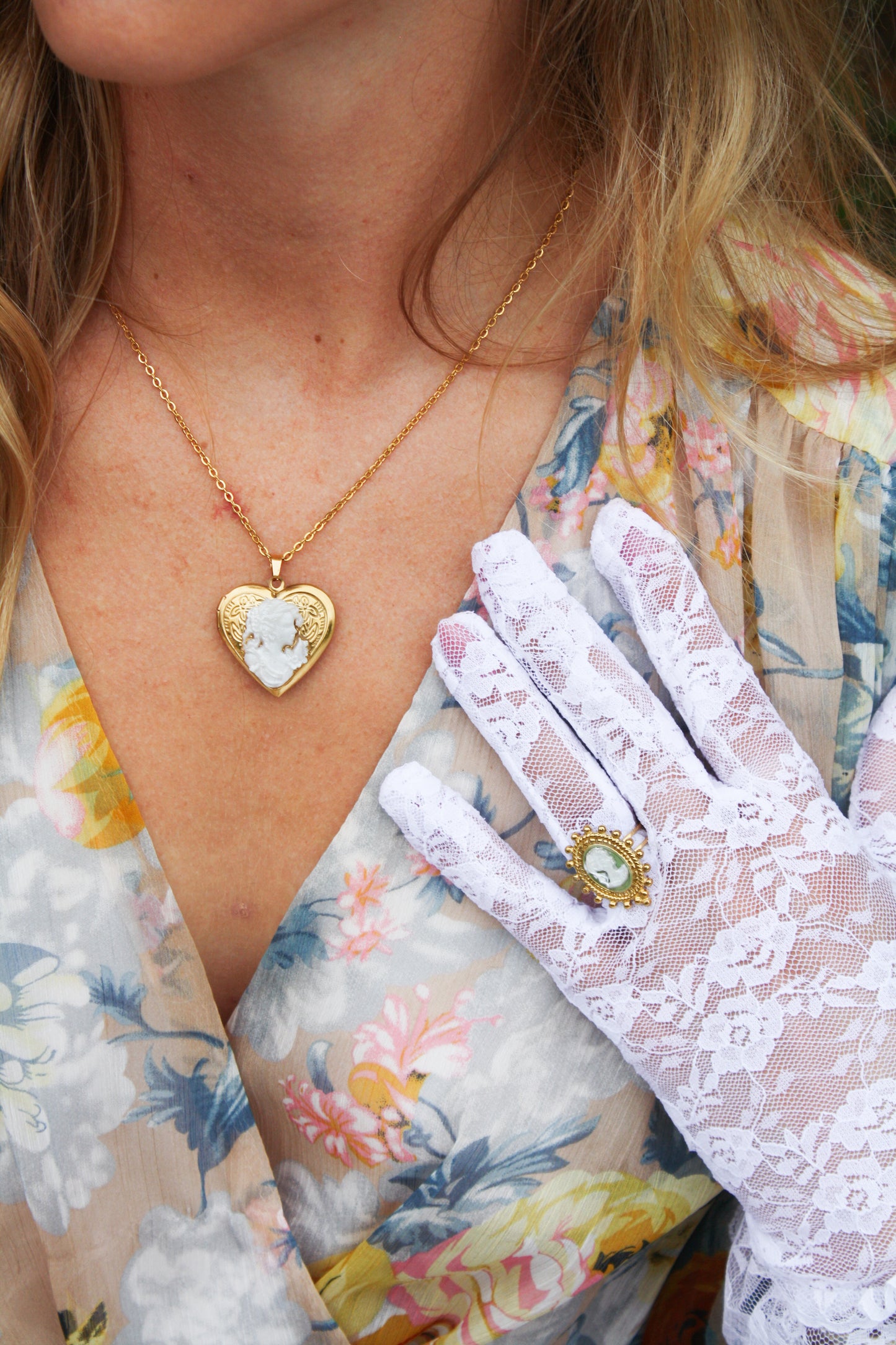 Large Cameo Adjustable ring