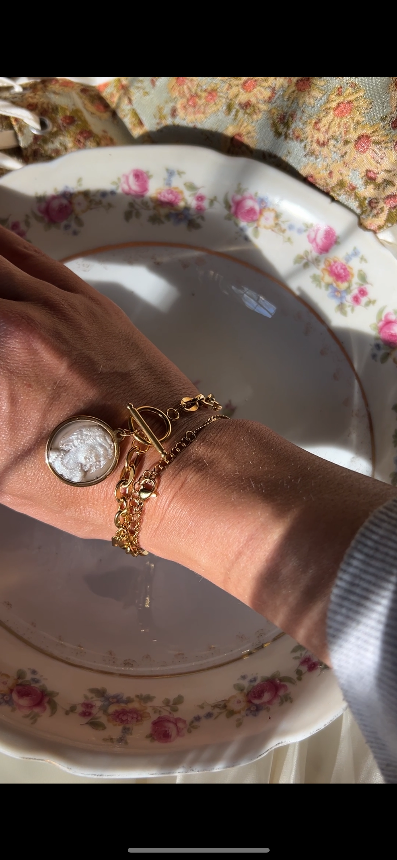 PINK CAMEO BRACELET